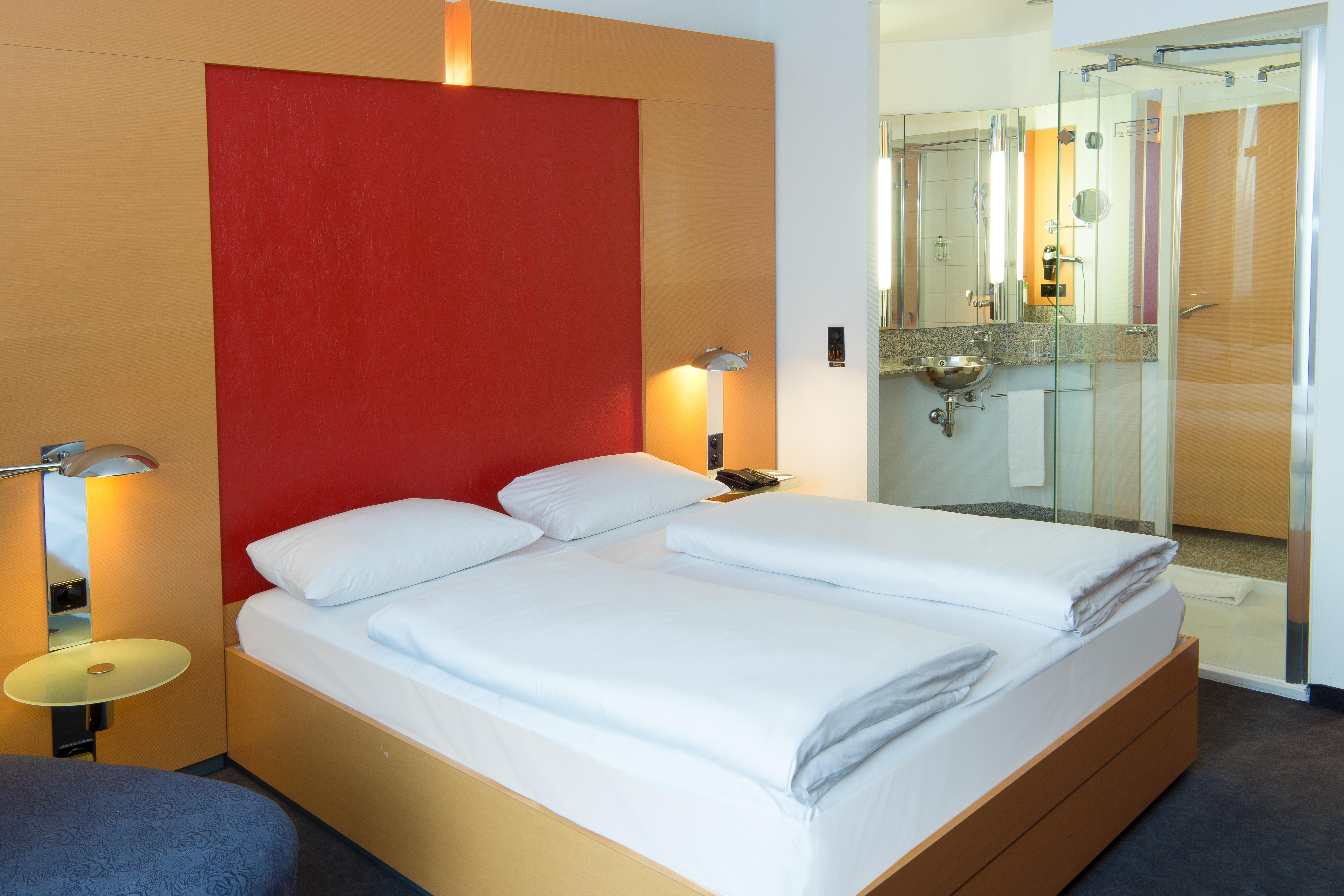 Four Ratingen Dusseldorf Airport Hotel Exterior photo