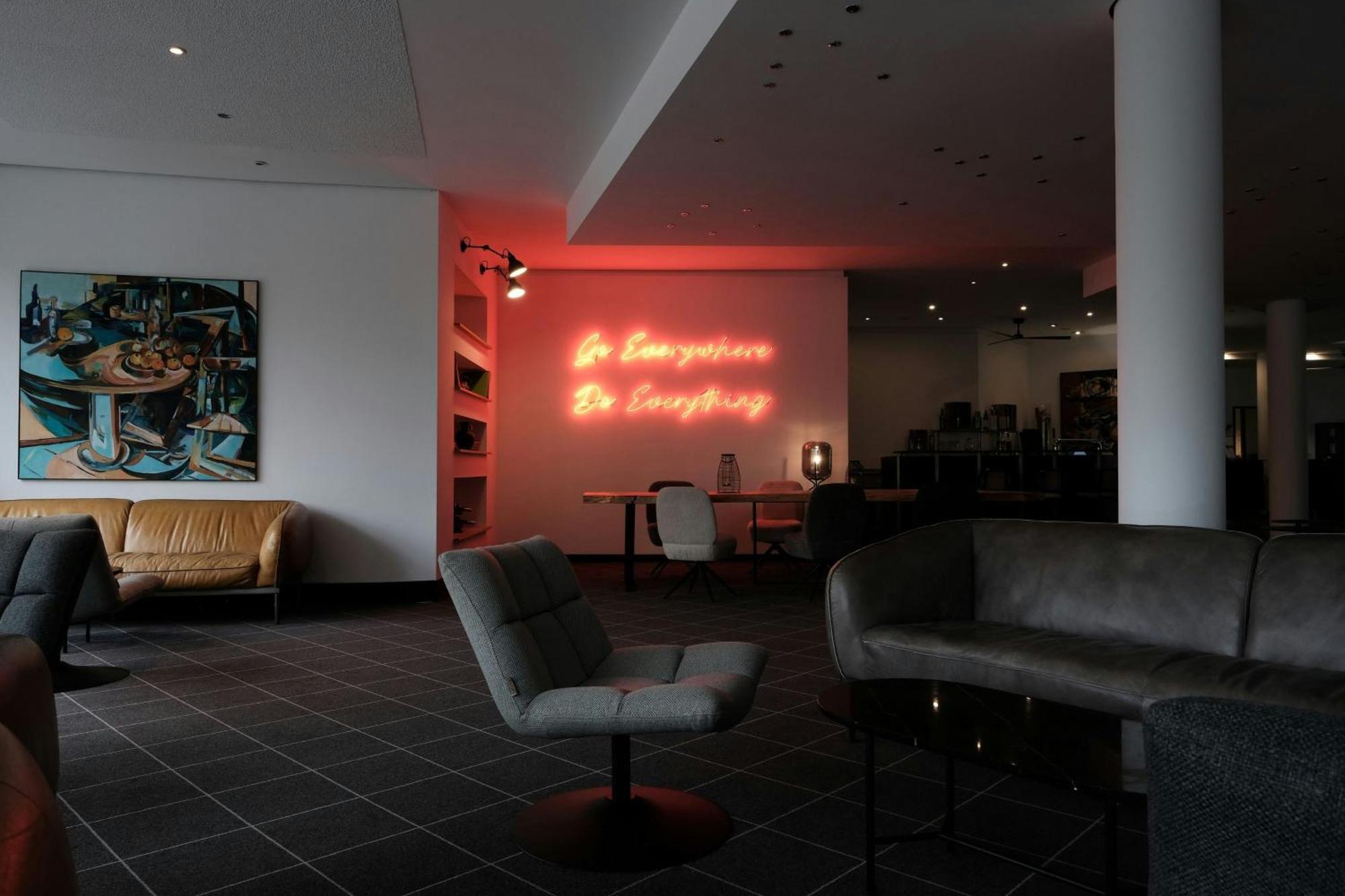 Four Ratingen Dusseldorf Airport Hotel Exterior photo